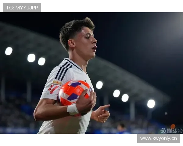 居莱尔在皇马的战术定位与出场困境解析